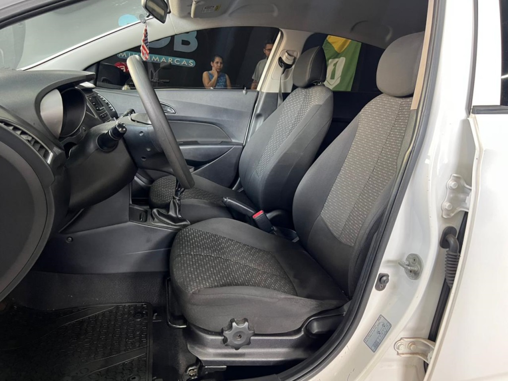 HYUNDAI HB20 Unique 1.0 12v 2019 - miniatura 8