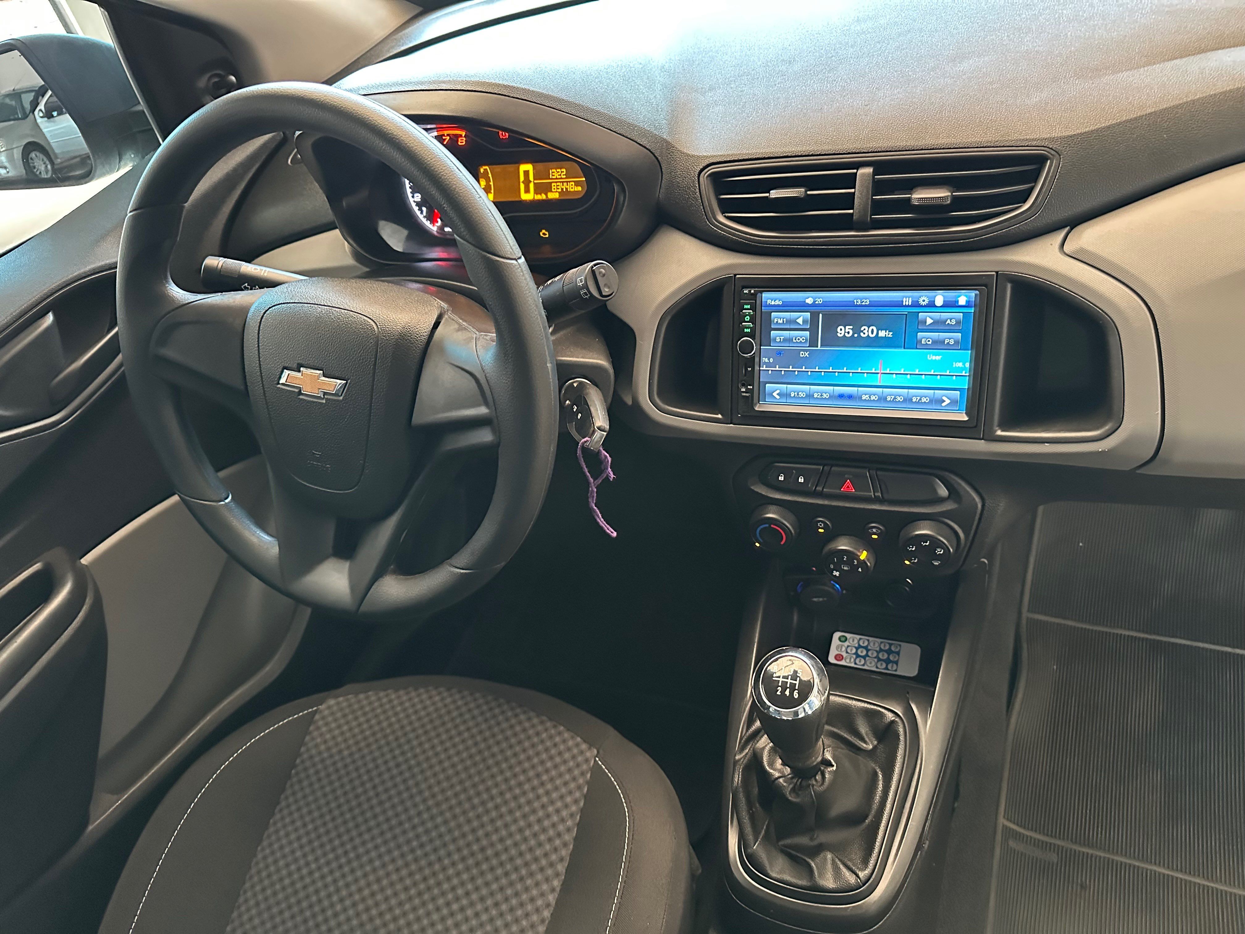 CHEVROLET Onix Joy 1.0 2019 - miniatura 3