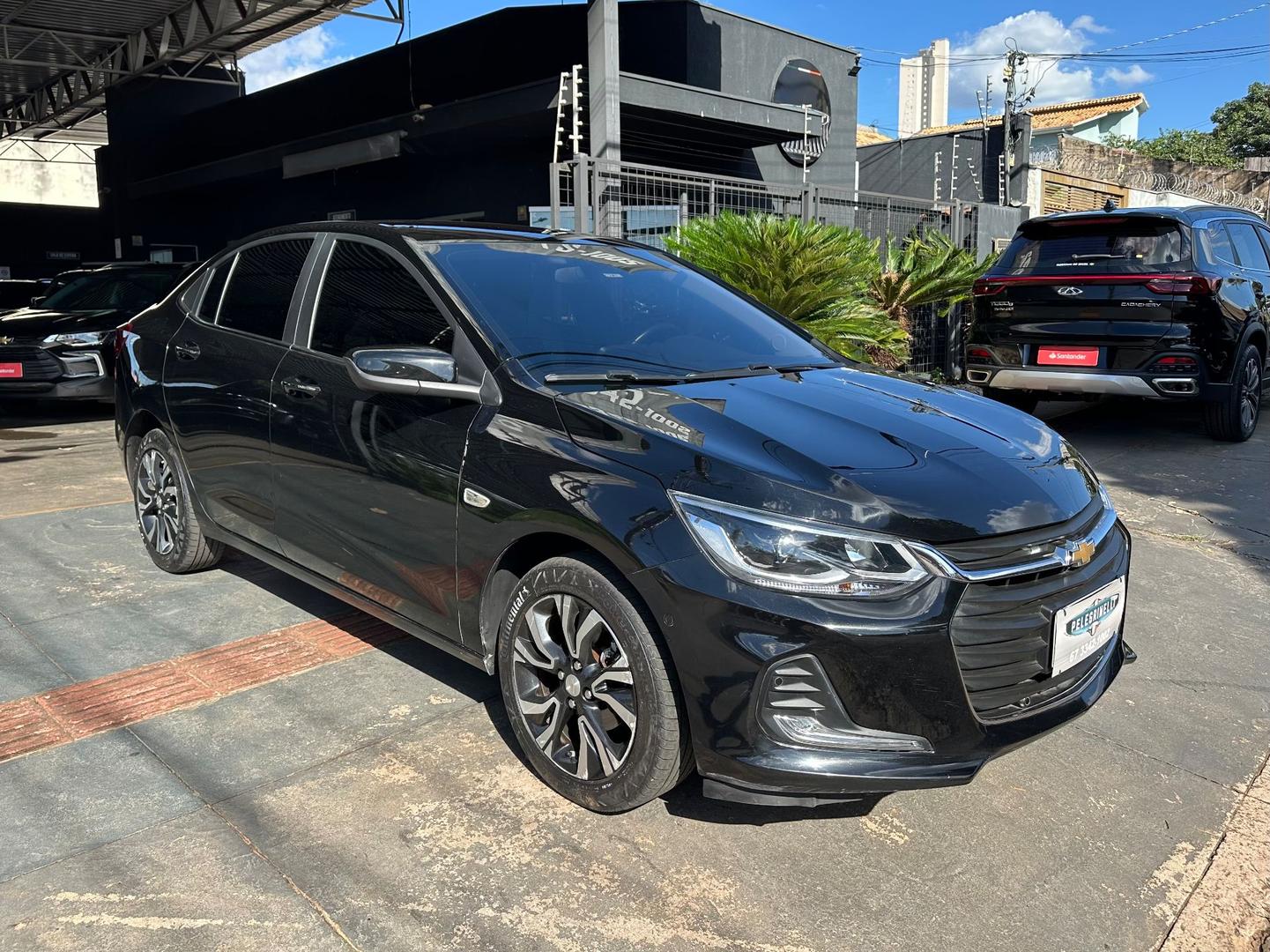 Vista principal de CHEVROLET Onix Sedan Plus Premier 1.0T 12v 2024