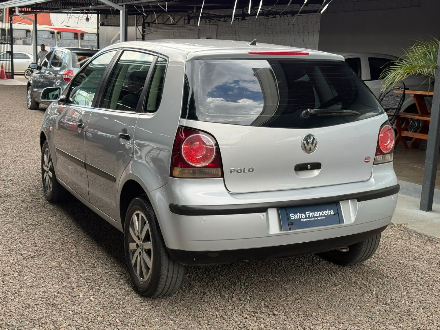 VOLKSWAGEN Polo Hatch 1.6 2009 - miniatura 4