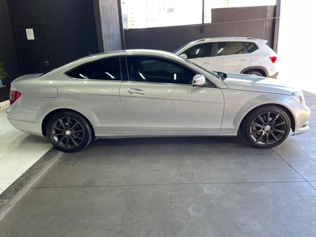 MERCEDES-BENZ C 180 Classic 1.8T 16v 2012 - miniatura 4