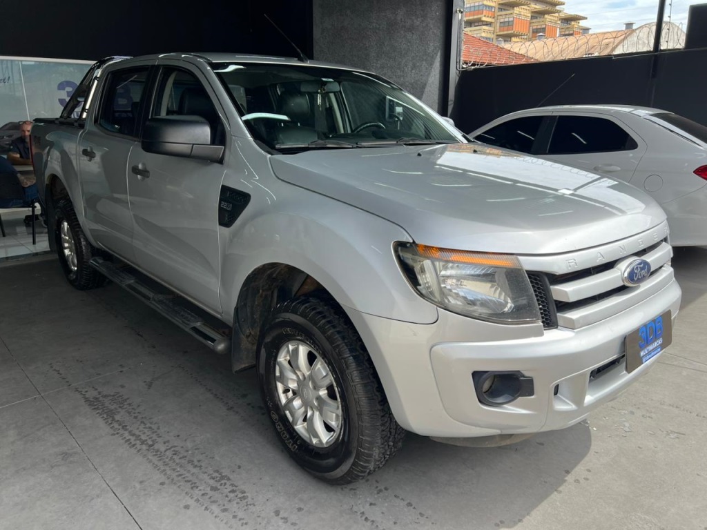 FORD Ranger XLS 2.2TDCi 16v 4x4 C.D. 2015 - miniatura 3