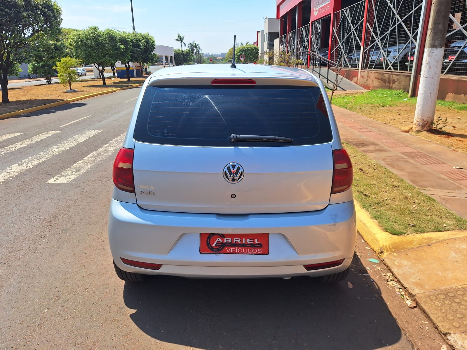 VOLKSWAGEN Fox Trend 1.0 4p. 2012 - miniatura 5