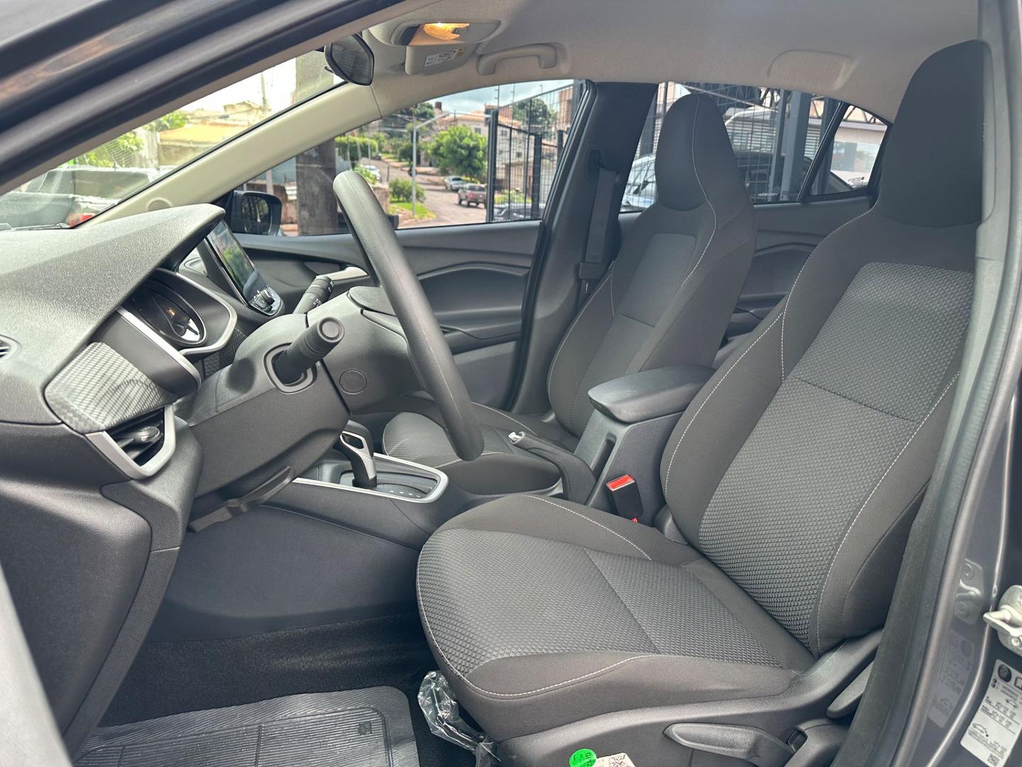 CHEVROLET Onix Sedan Plus LT 1.0T 12v 2025 - miniatura 9