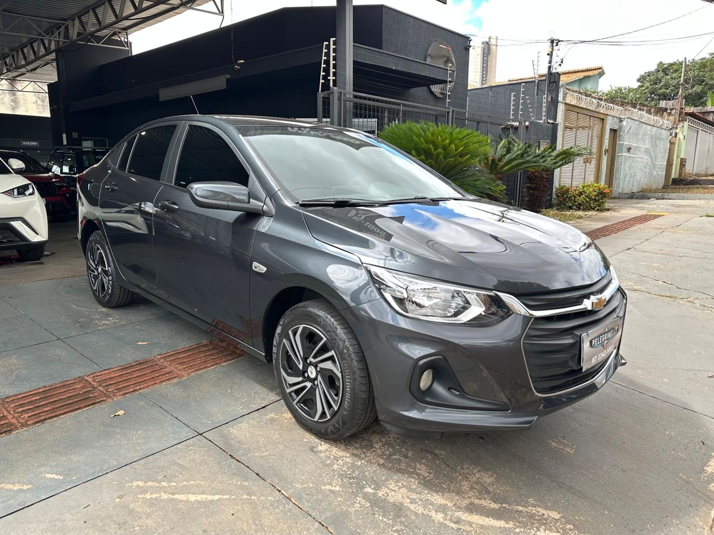 Vista principal de CHEVROLET Onix Sedan Plus LT 1.0T 12v 2025