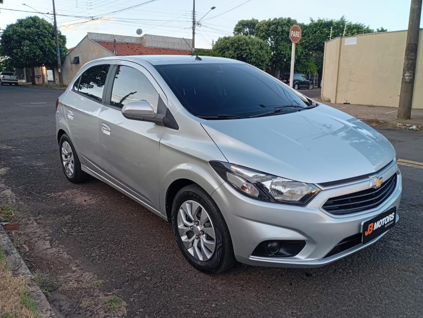Vista principal de CHEVROLET Onix LT 1.0 2018
