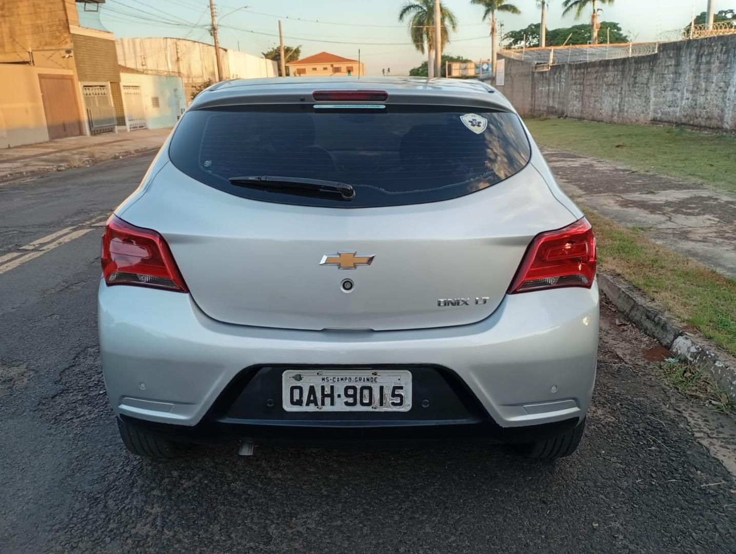 CHEVROLET Onix LT 1.0 2018 - miniatura 4