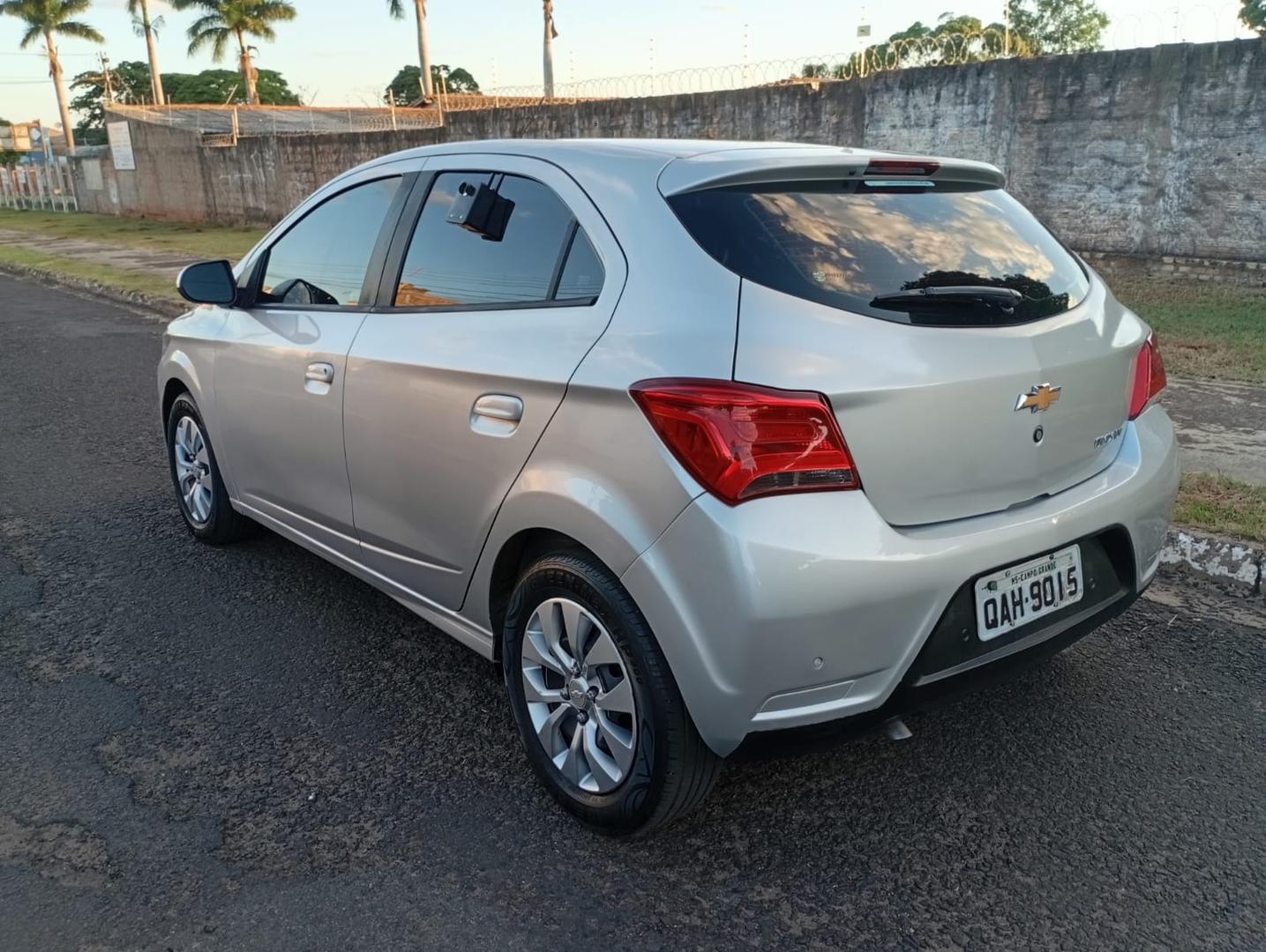 CHEVROLET Onix LT 1.0 2018 - miniatura 5