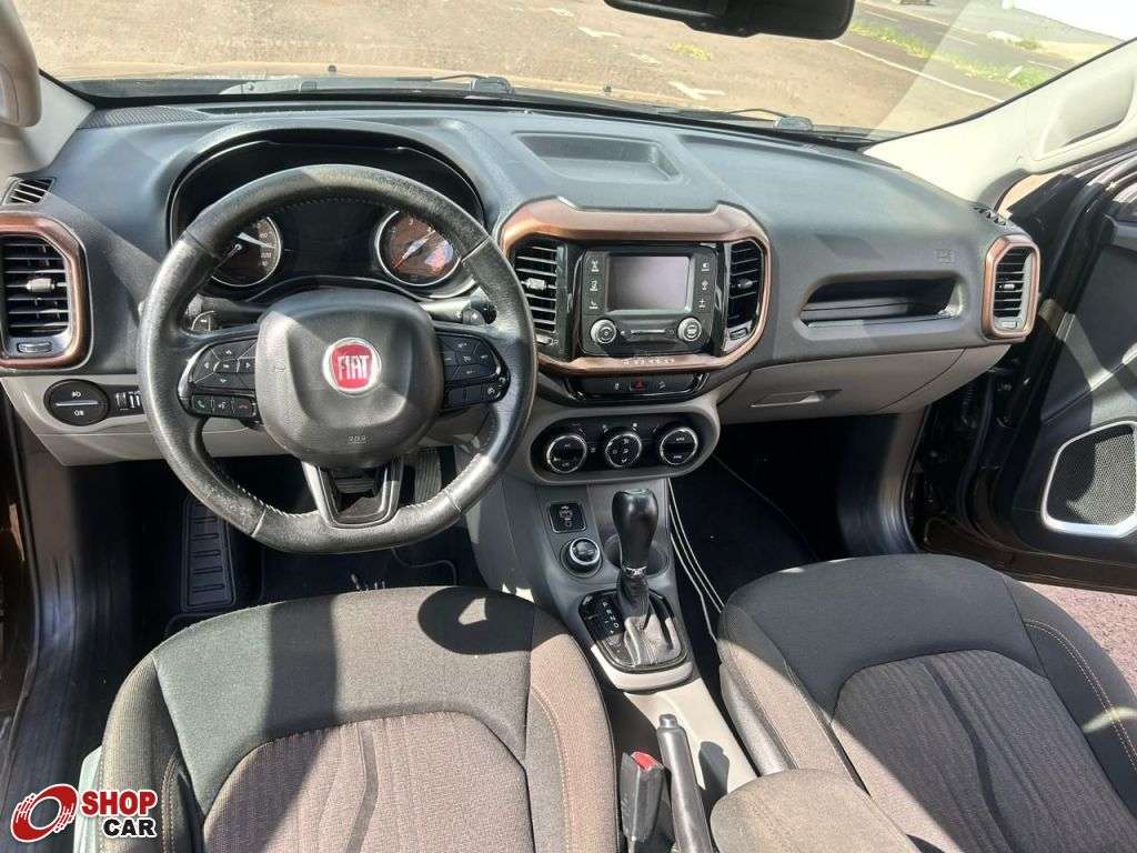 FIAT Toro Volcano 2.0TDi 16v 4x4 2017 - miniatura 5