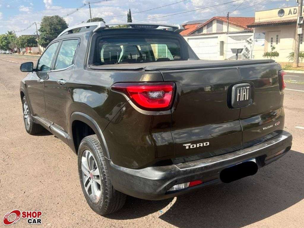FIAT Toro Volcano 2.0TDi 16v 4x4 2017 - miniatura 4