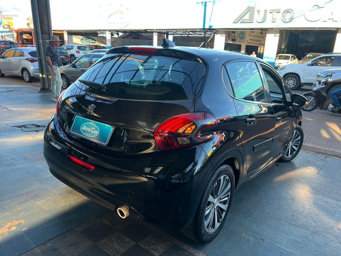 PEUGEOT 208 Griffe 1.6 16v 2020 - miniatura 4