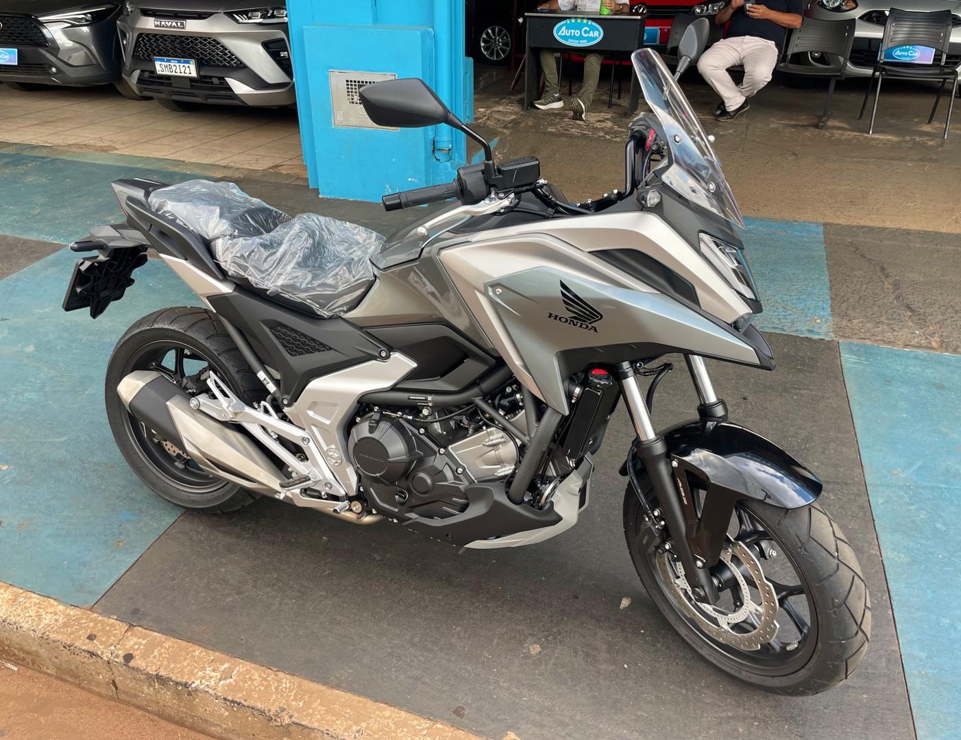 HONDA NC 750X 2025 - miniatura 2