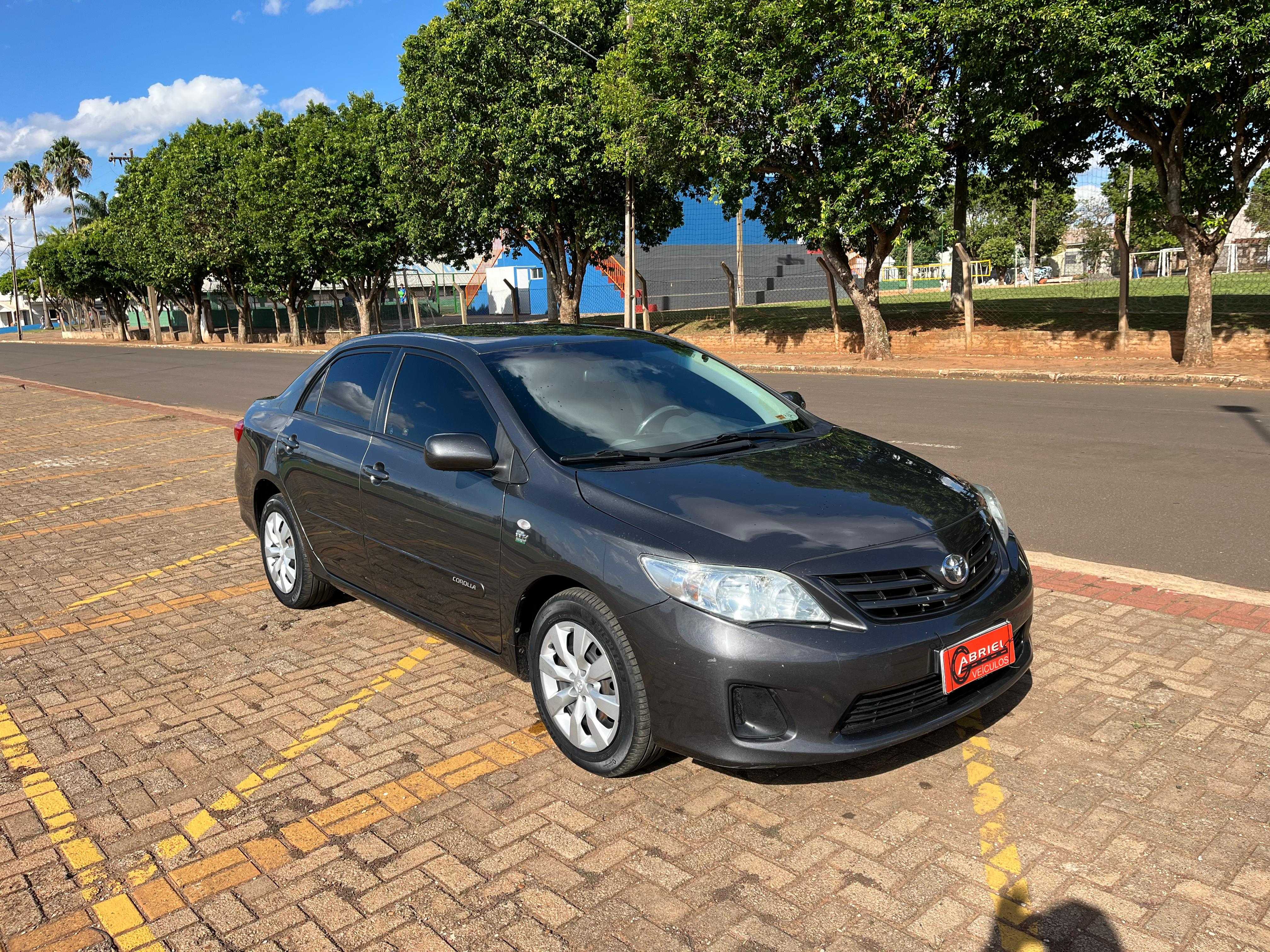 TOYOTA Corolla GLi 1.8 16v 2014 - miniatura 2