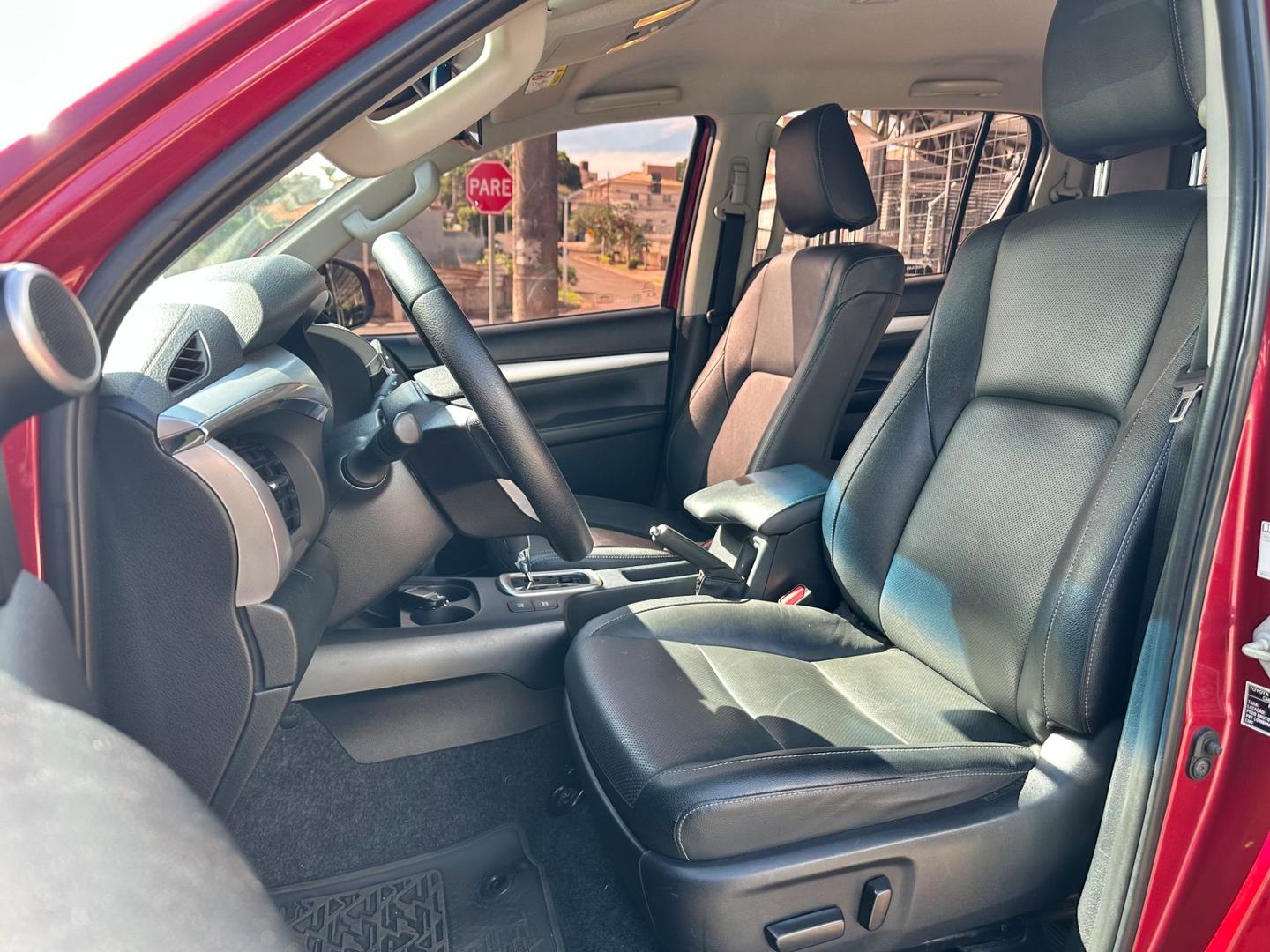 TOYOTA Hilux SRX D4-D 2.8TDi 16v 4X4 C.D. 2021 - miniatura 9