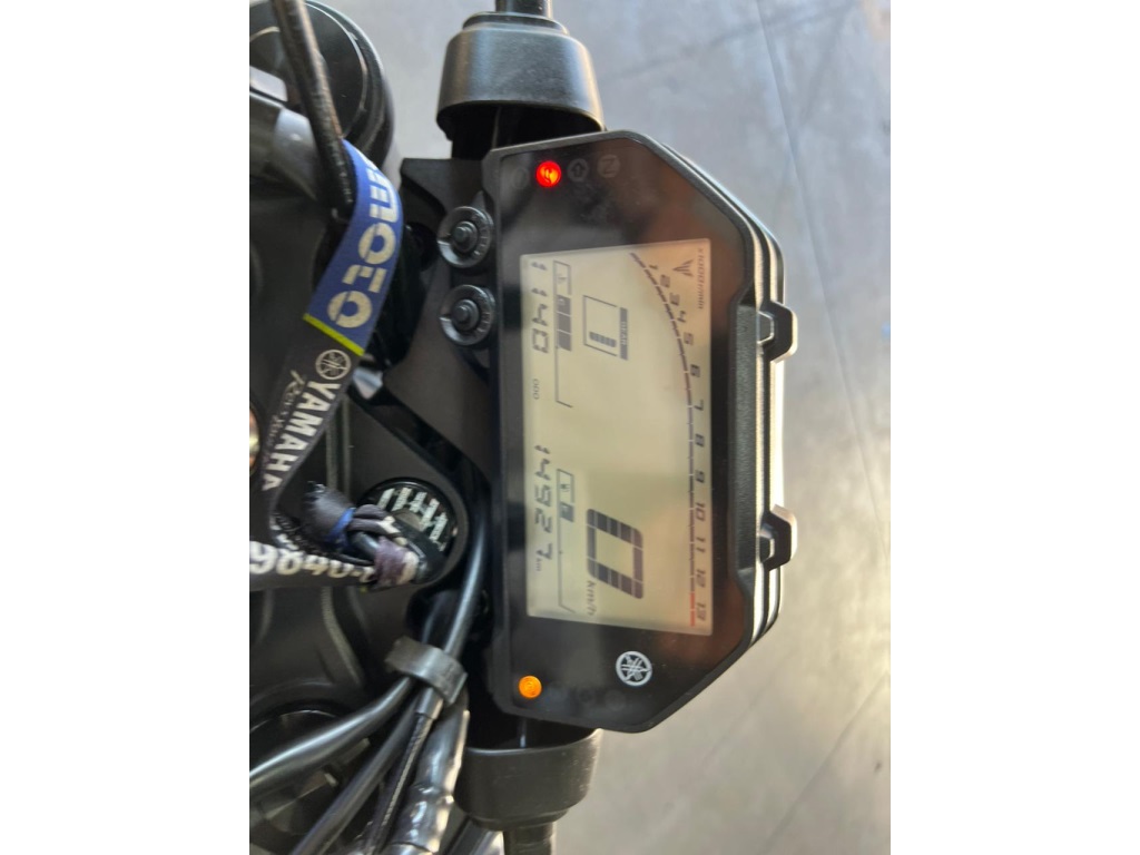 YAMAHA MT -03 321 2024 - miniatura 8