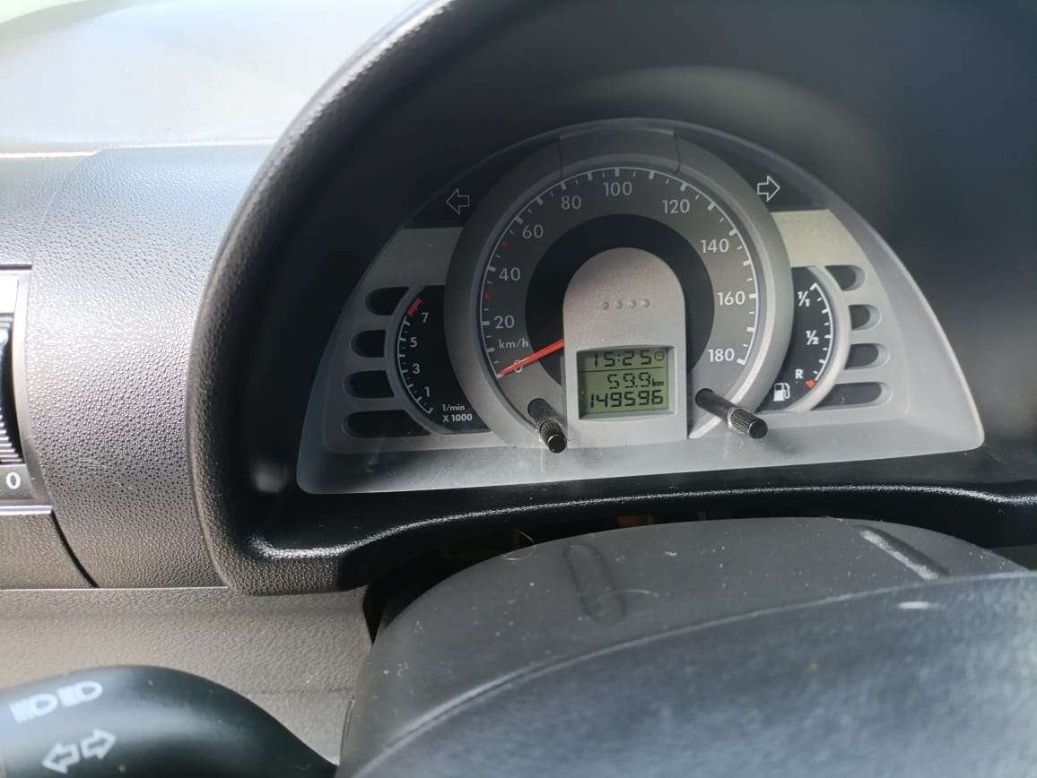 VOLKSWAGEN Fox 1.0 2p. 2005 - miniatura 8