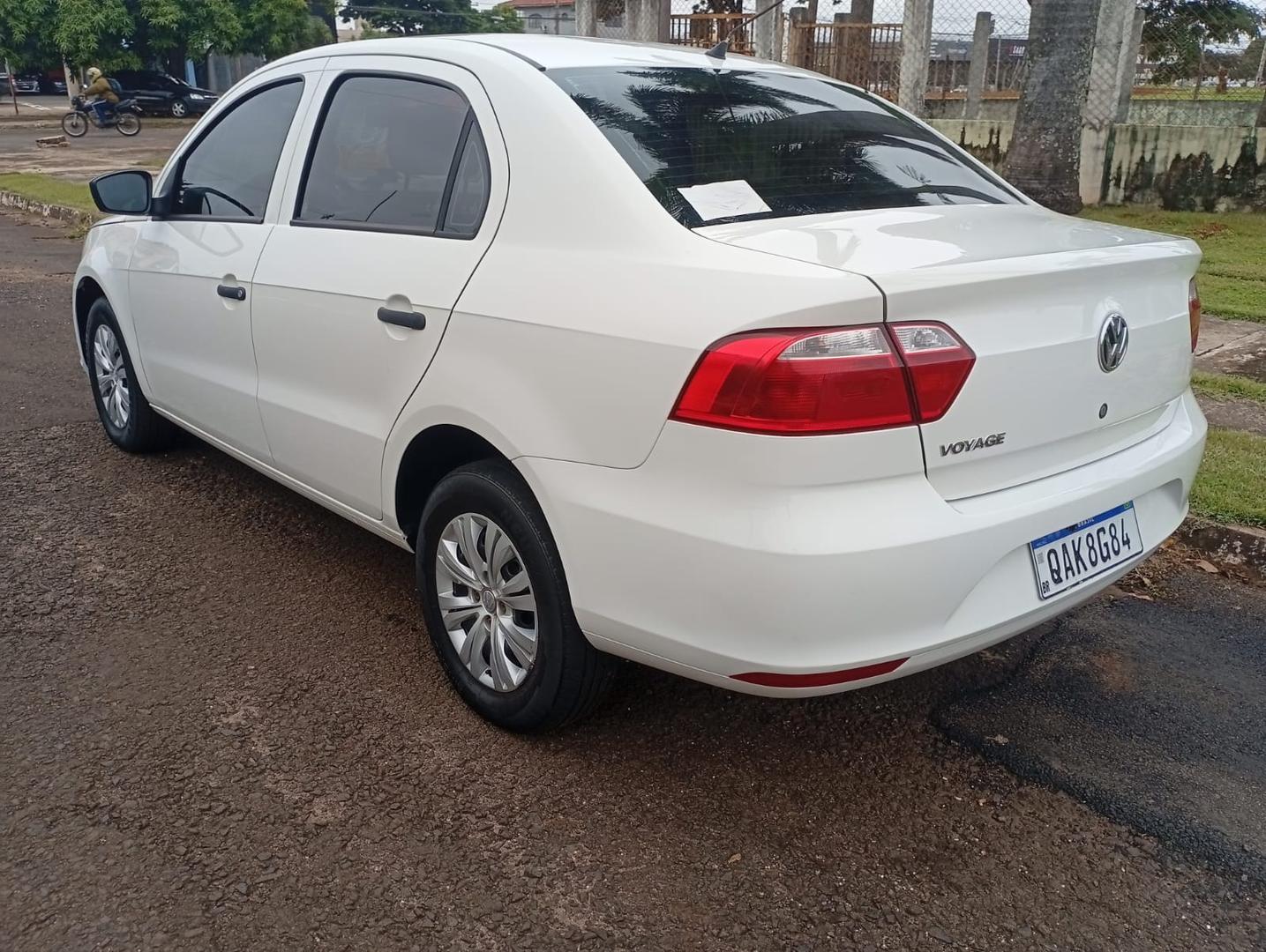 VOLKSWAGEN Voyage Trendline 1.6 2018 - miniatura 5