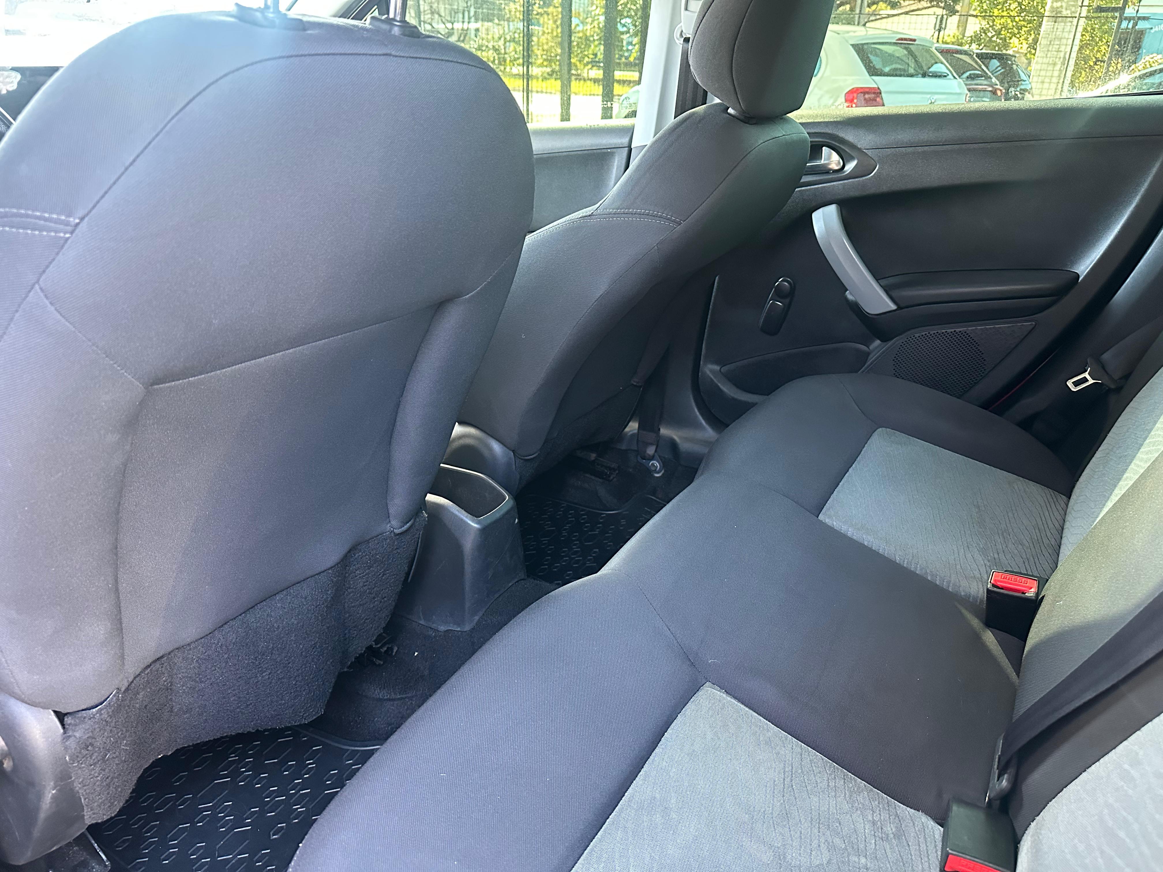 PEUGEOT 208 Active Pack 1.5 2014 - miniatura 7