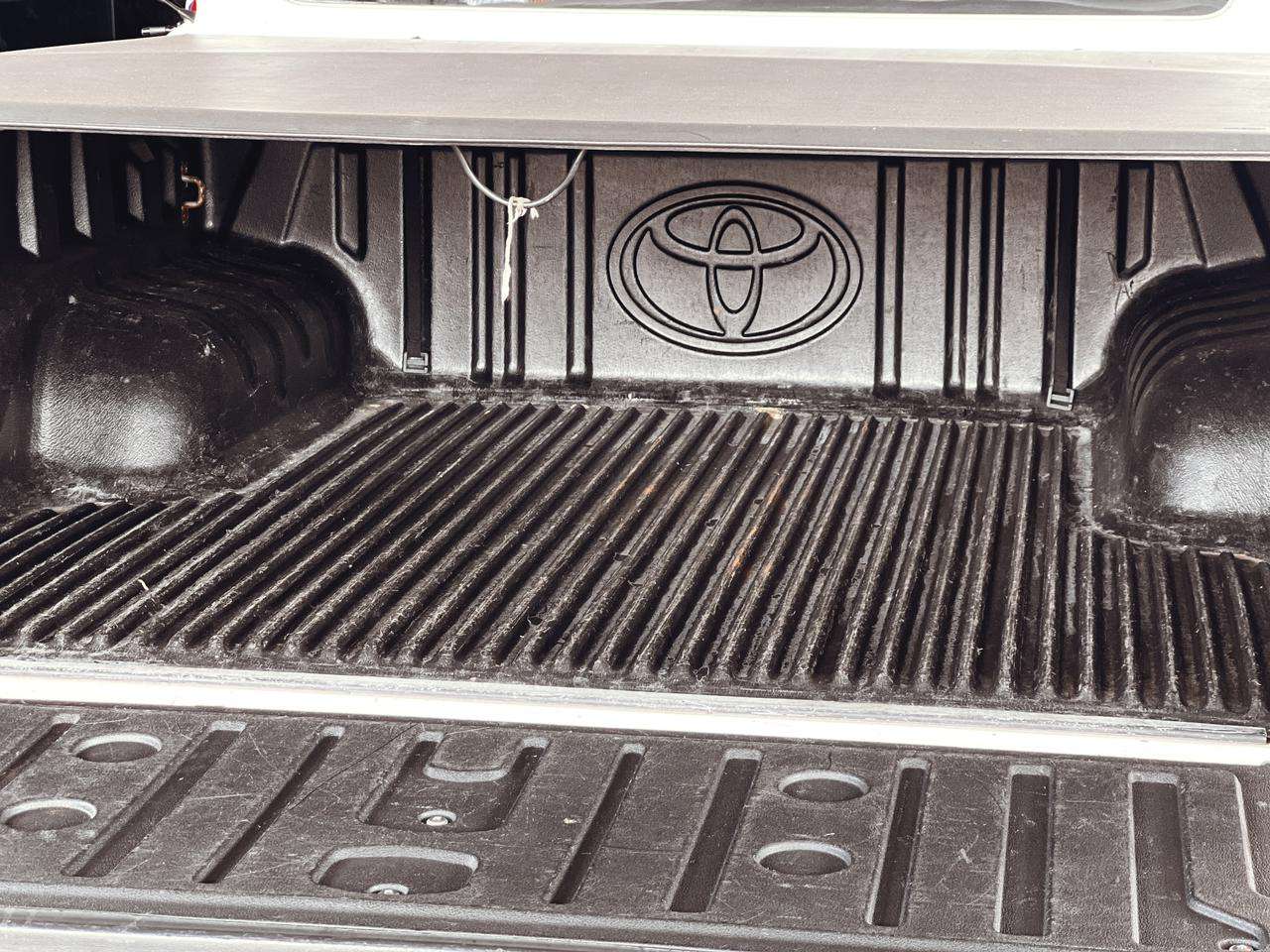 TOYOTA Hilux SRV 2.7 16v C.D. 2020 - miniatura 5