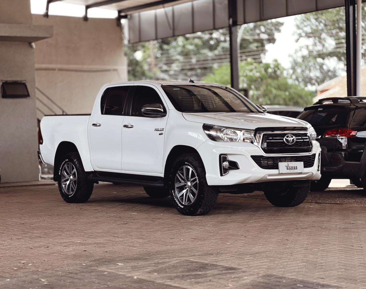TOYOTA Hilux SRV 2.7 16v C.D. 2020