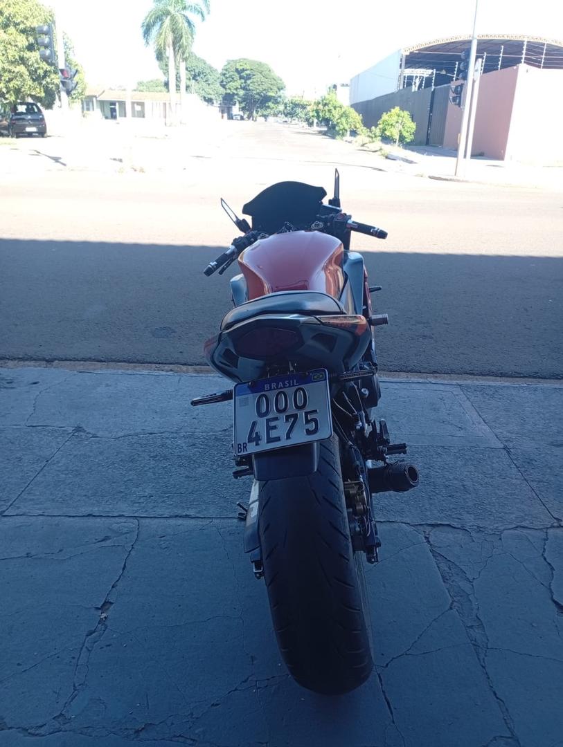 HONDA CBR 600F 2014 - miniatura 4