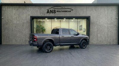 RAM 2500 Laramie Night Edition 6.7TDi 24v 4X4 C.D. 2022 - miniatura 5