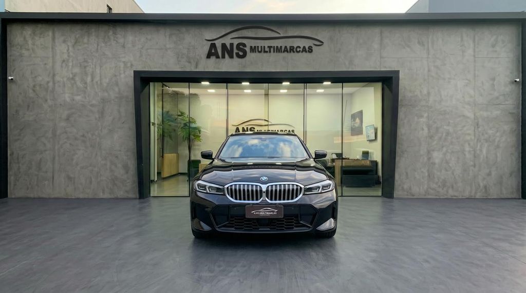 Vista principal de BMW 320i M Sport 2.0T 16v 2024