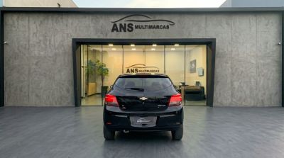 CHEVROLET Onix LT 1.4 2016 - miniatura 4