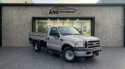 FORD F350 V8  2011 - miniatura 3