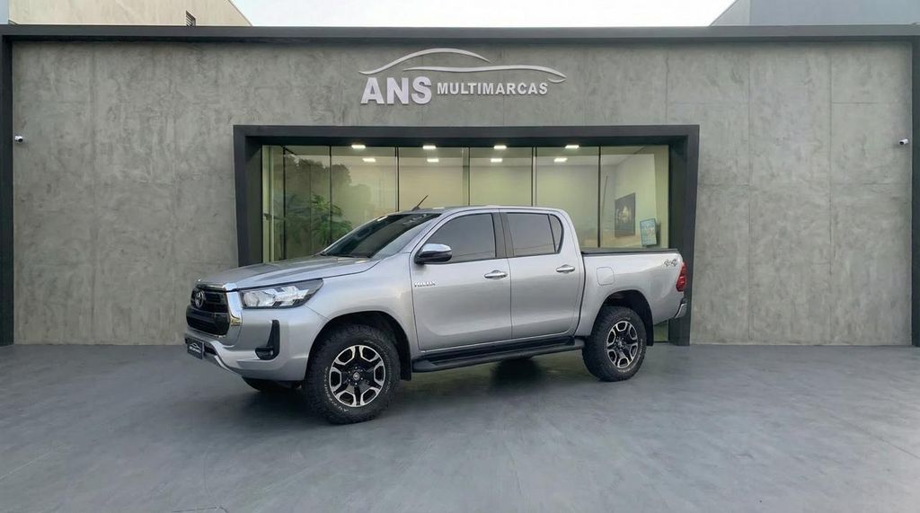 TOYOTA Hilux SRV D4-D 2.8TDi 16v 4X4 C.D. 2021 - miniatura 2