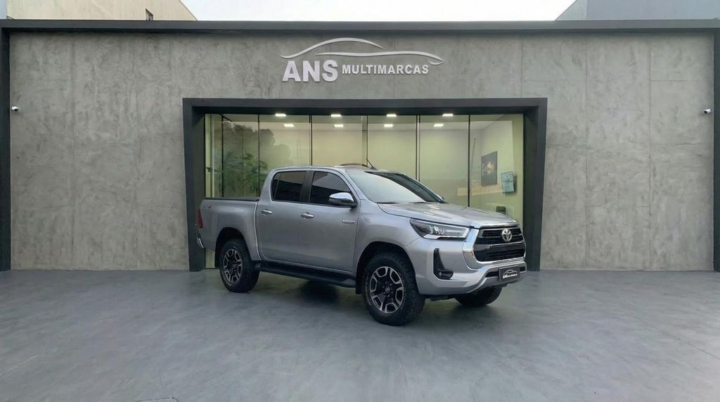 TOYOTA Hilux SRV D4-D 2.8TDi 16v 4X4 C.D. 2021 - miniatura 3