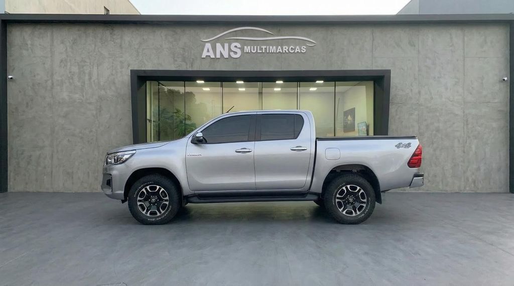 TOYOTA Hilux SRV D4-D 2.8TDi 16v 4X4 C.D. 2021 - miniatura 5