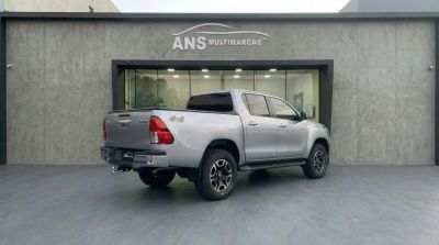 TOYOTA Hilux SRV D4-D 2.8TDi 16v 4X4 C.D. 2021 - miniatura 6