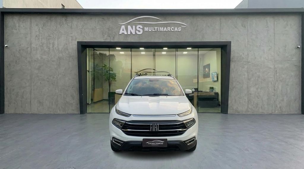 Vista principal de FIAT Toro Freedom 2.0TDi 16v 4x4 2022
