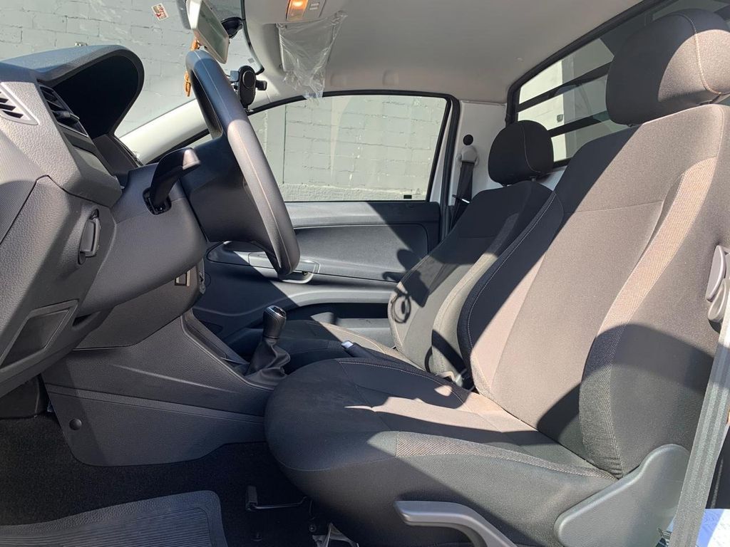 VOLKSWAGEN Saveiro Robust 1.6 16v C.S. 2026 - miniatura 8