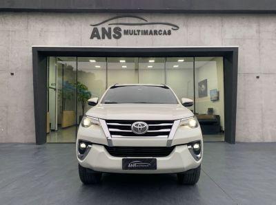 TOYOTA Hilux SRX D4-D 2.8TDi 16v 4x4 2019