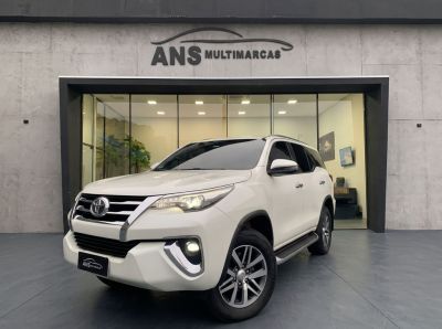 TOYOTA Hilux SRX D4-D 2.8TDi 16v 4x4 2019 - miniatura 2