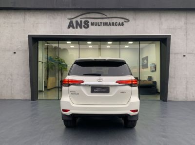 TOYOTA Hilux SRX D4-D 2.8TDi 16v 4x4 2019 - miniatura 4