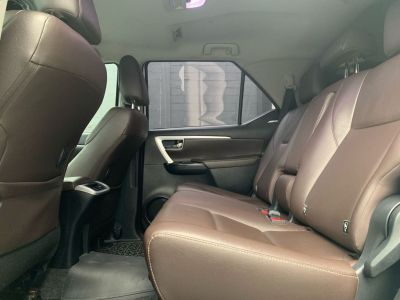 TOYOTA Hilux SRX D4-D 2.8TDi 16v 4x4 2019 - miniatura 7