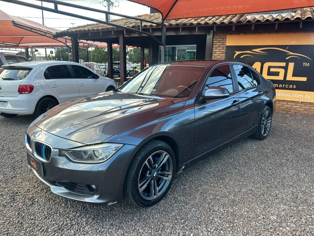 BMW 320i Sport 2.0T 16v 2014