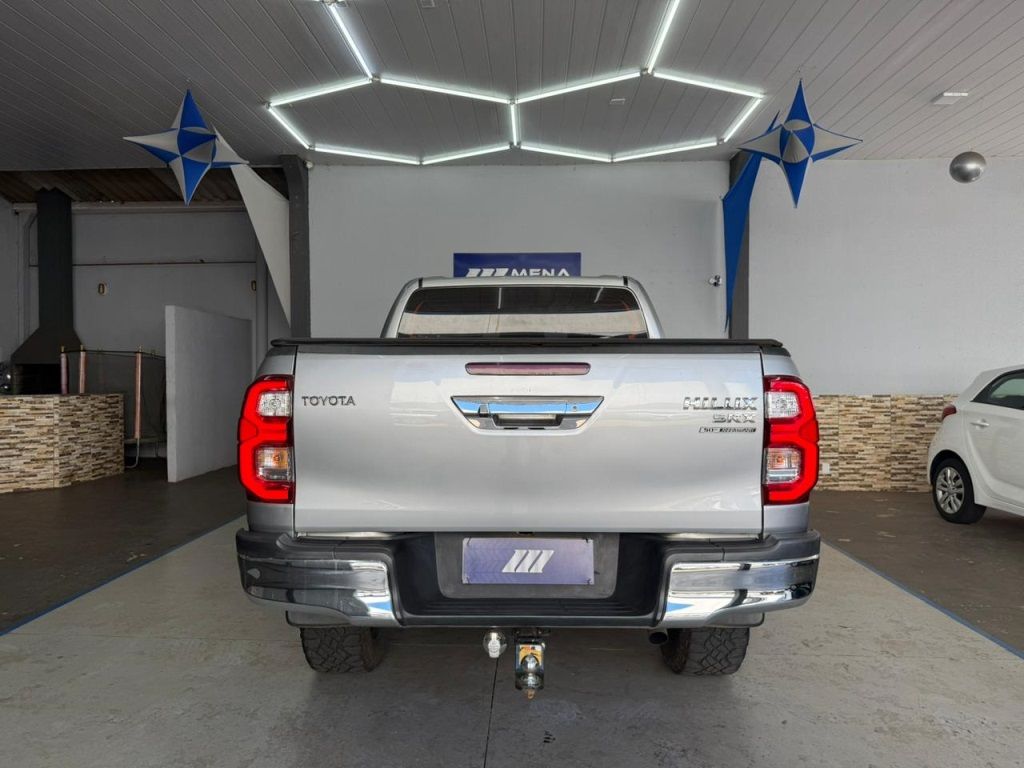 TOYOTA Hilux SRX D4-D 2.8TDi 16v 4X4 C.D. 2019 - miniatura 6