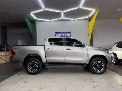 TOYOTA Hilux SRX D4-D 2.8TDi 16v 4X4 C.D. 2019 - miniatura 8