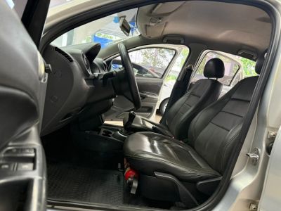 VOLKSWAGEN Voyage 1.0 2014 - miniatura 10