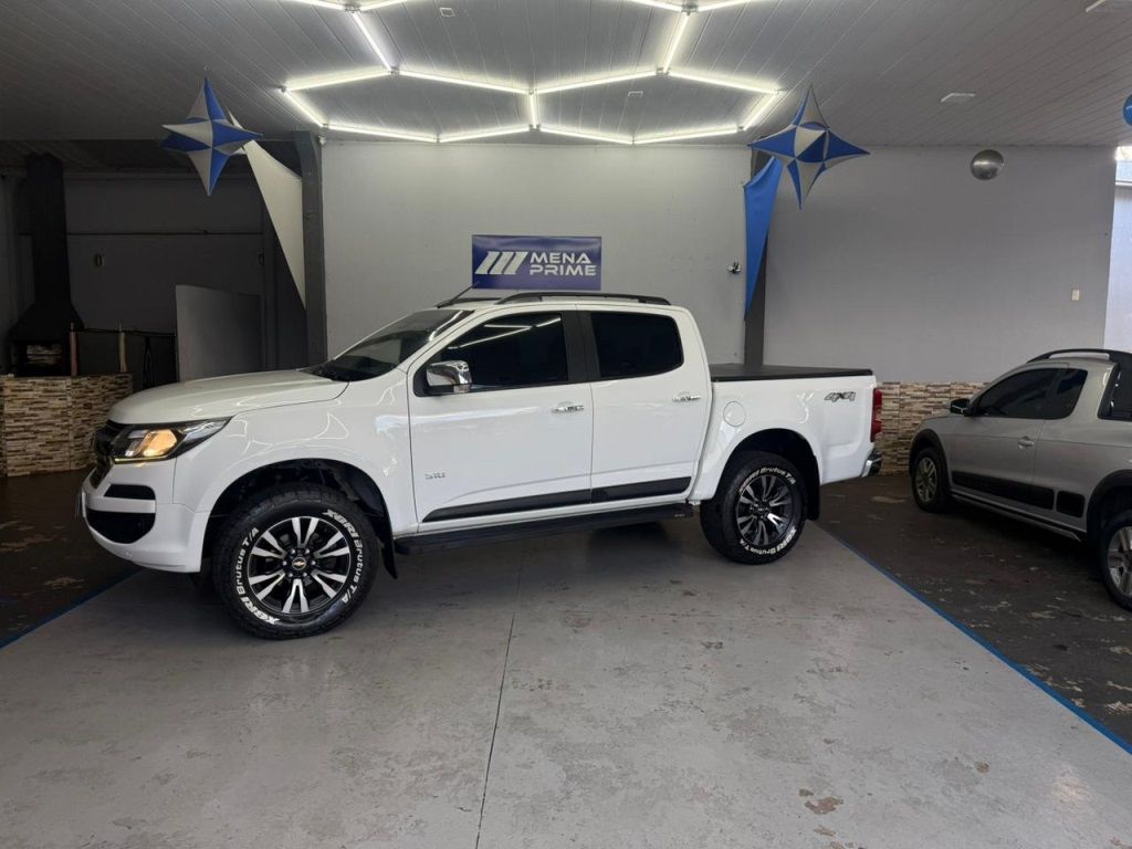 Vista principal de CHEVROLET S10 LTZ 2.8CTDi 16v 4x4 C.D. 2020