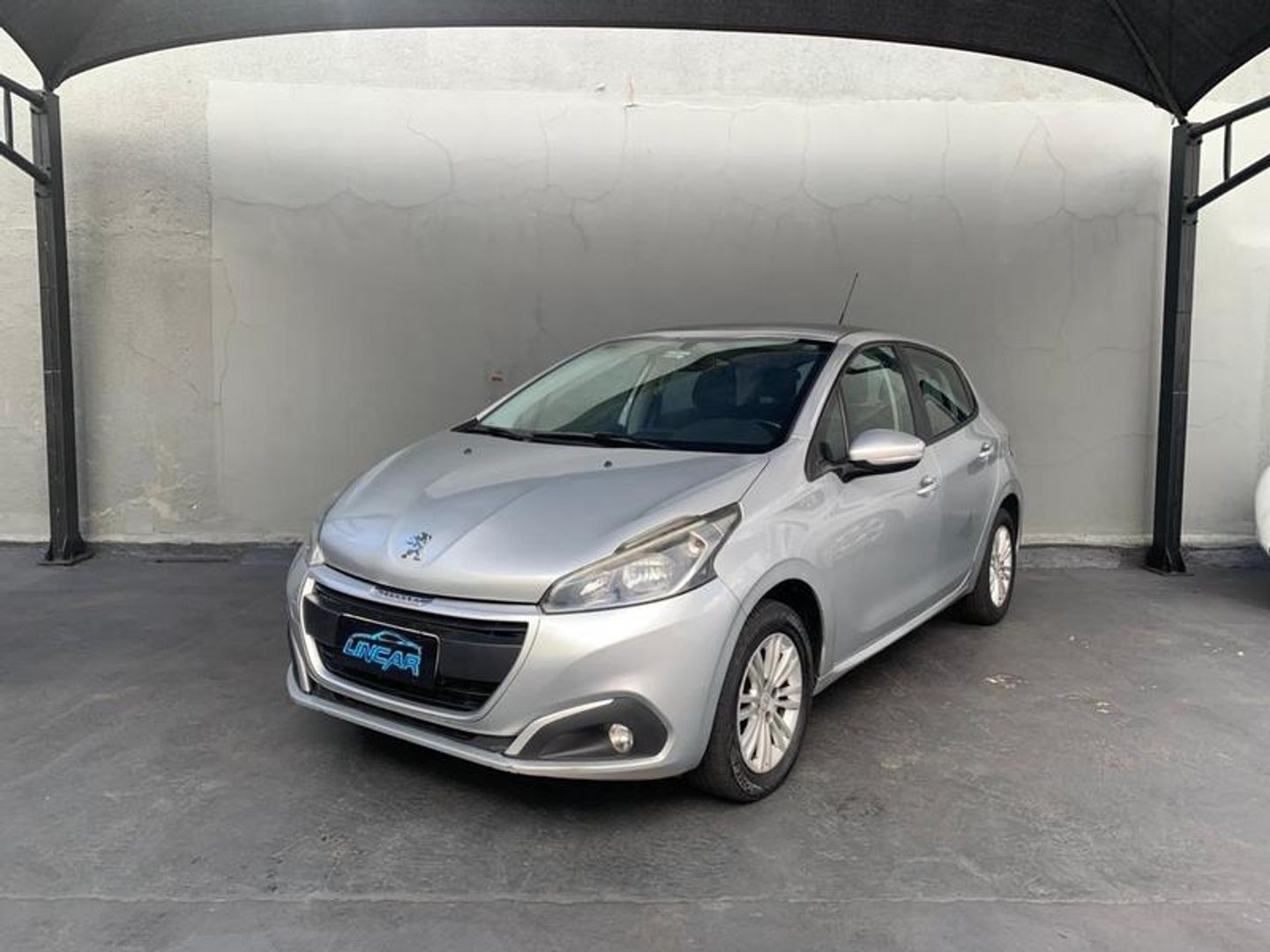 PEUGEOT 208 Allure 1.6 16v 2017