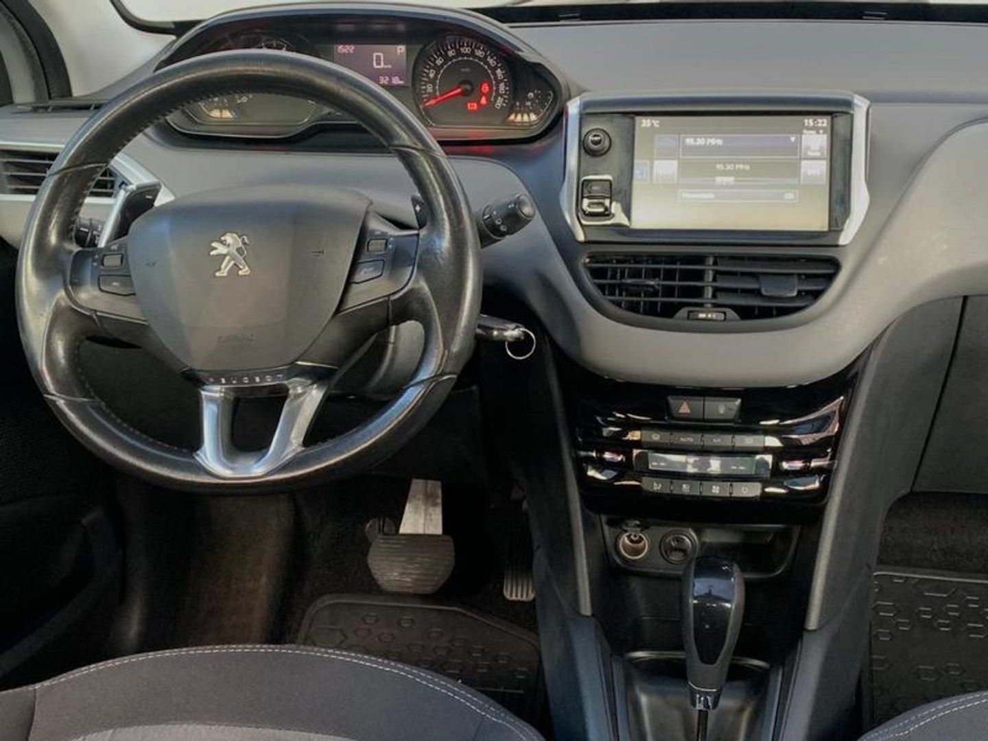 PEUGEOT 208 Allure 1.6 16v 2017 - miniatura 8