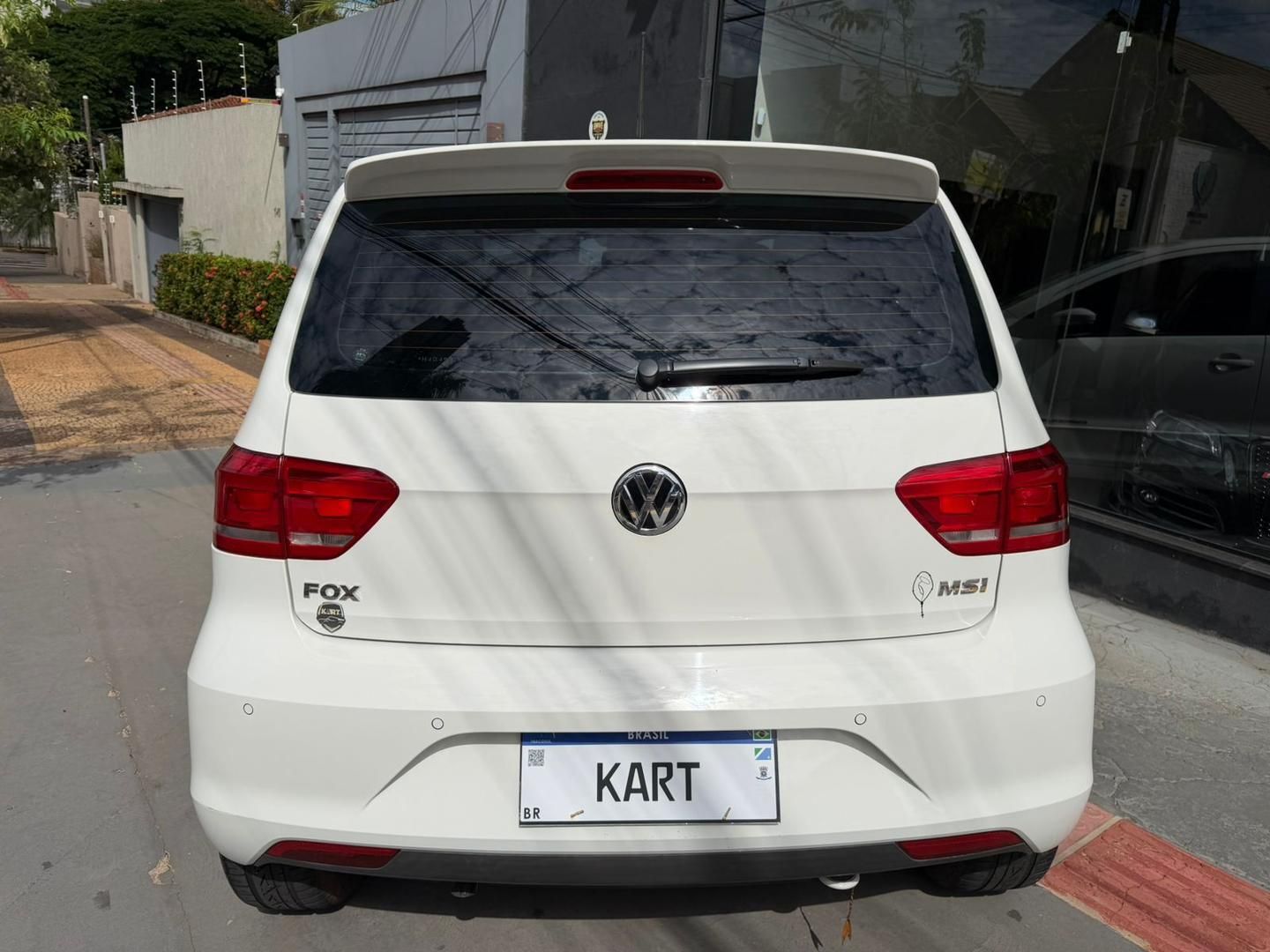 VOLKSWAGEN Fox Comfortline 1.6 4p. 2017 - miniatura 5