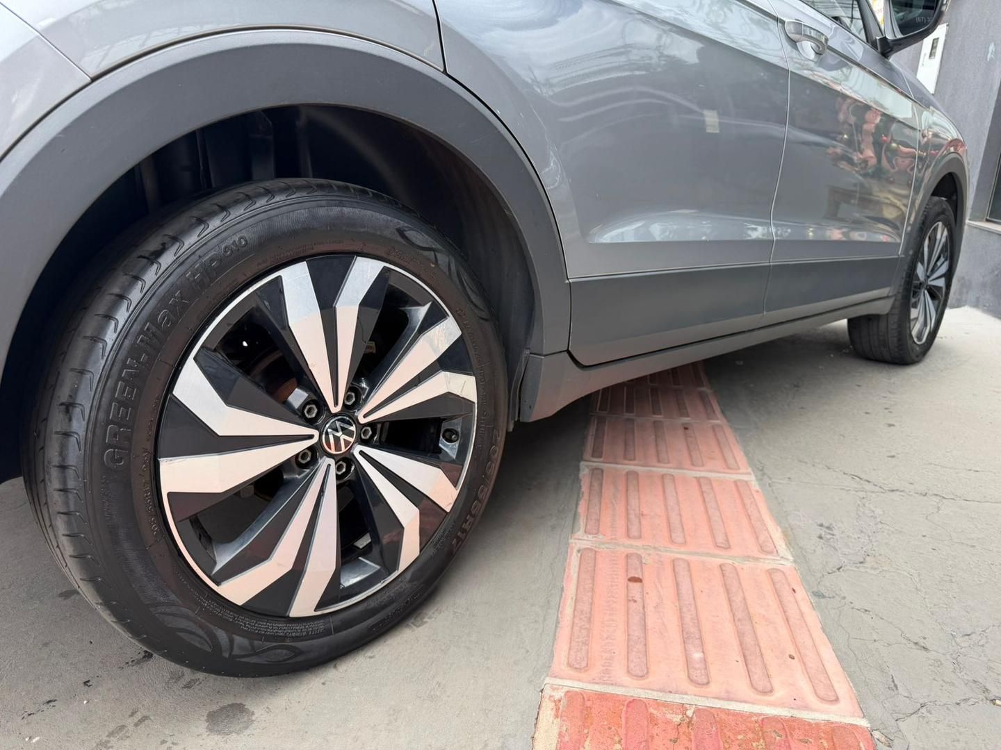 VOLKSWAGEN T-Cross 1.0 12v TSi 2024 - miniatura 12