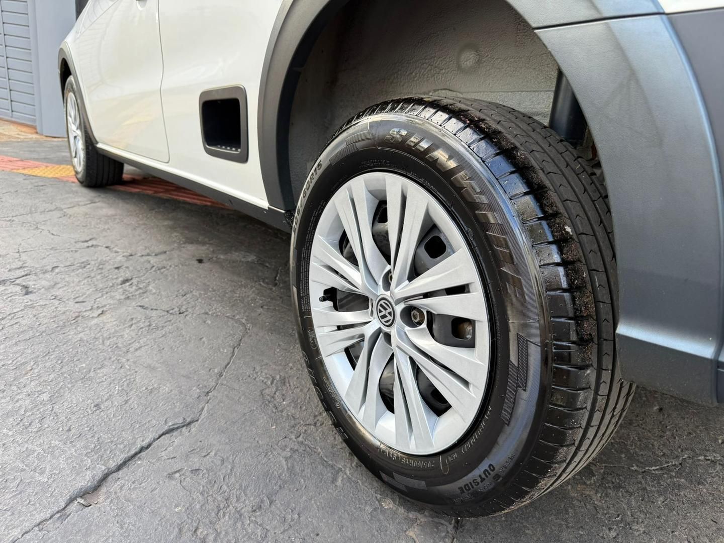 VOLKSWAGEN Saveiro Robust 1.6 C.S. 2023 - miniatura 12