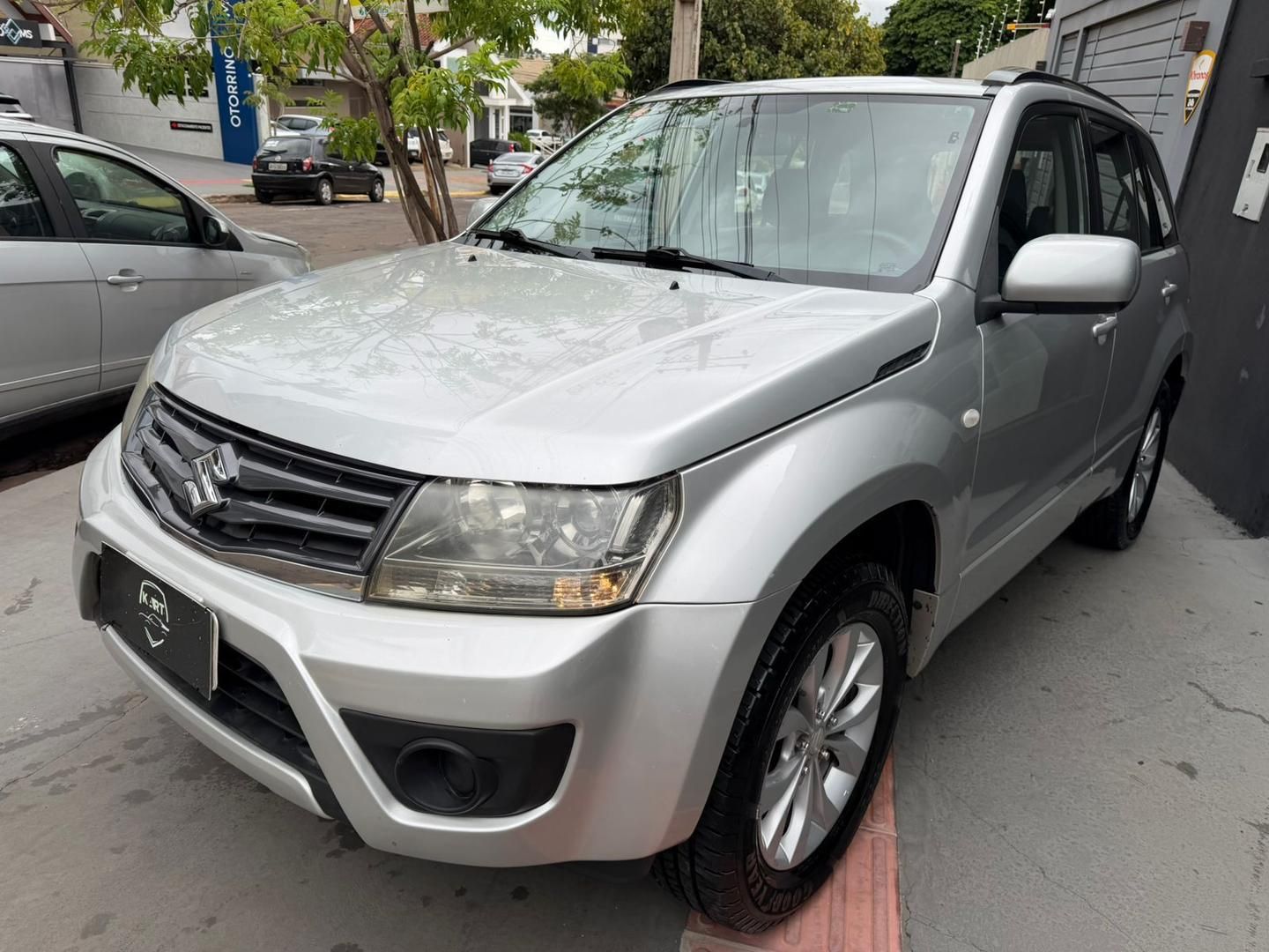 SUZUKI Grand Vitara 2.0 2013